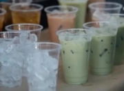 今年“秋天奶茶”为何更火爆