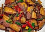 熏肉秘籍大公开：三步做出咸香弹牙的绝味熏肉